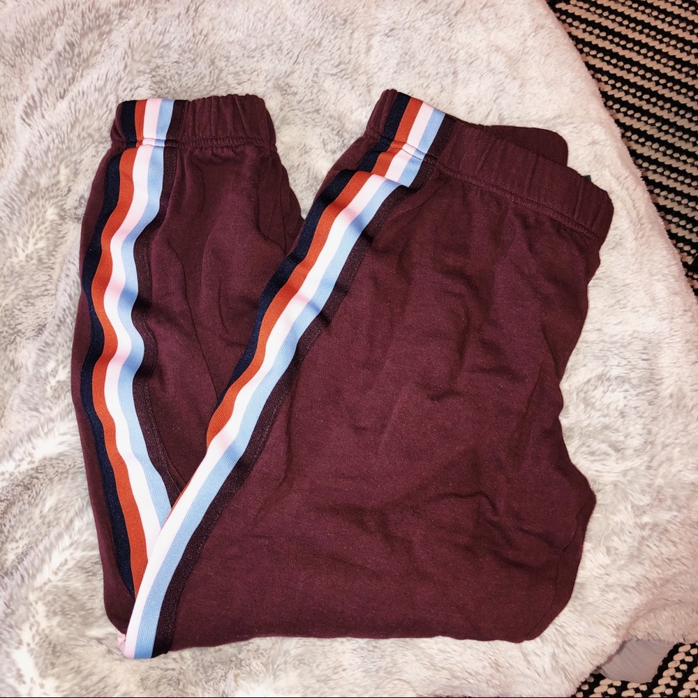 MAROON JOGGERS